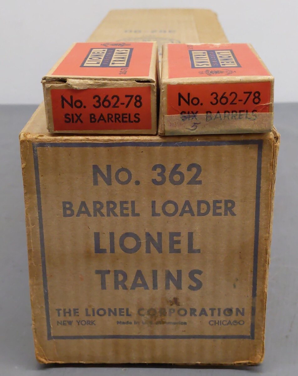 Lionel 362 Vintage O Operating Barrel Loader Ramp VG/Box