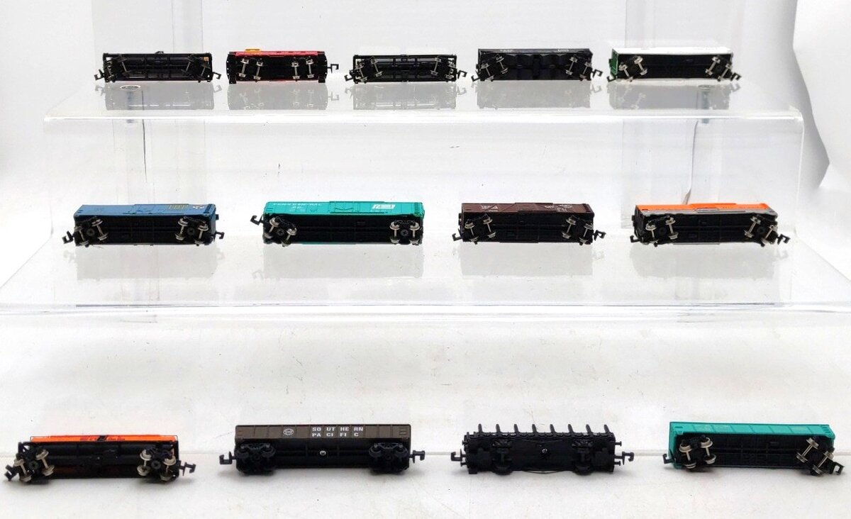 Bachmann & Other N Scale Assorted Freight Cars [14] EX