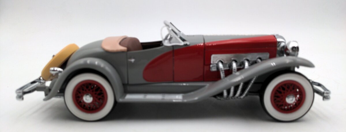 Danbury Mint 1935 1:24 Diecast Duesenberg SSJ EX/Box