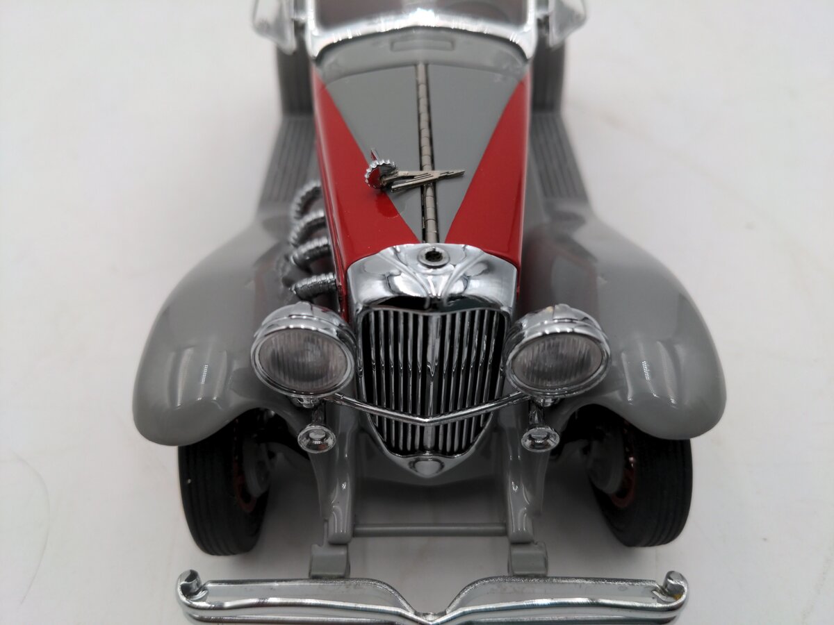 Danbury Mint 1935 1:24 Diecast Duesenberg SSJ EX/Box