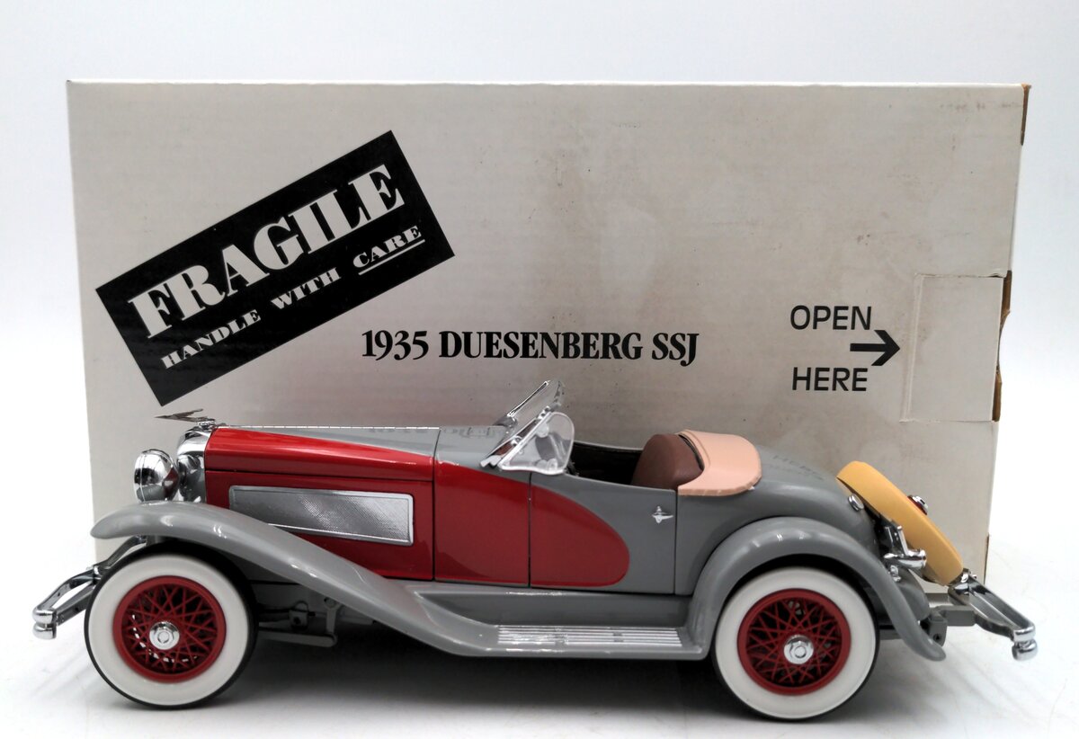 Danbury Mint 1935 1:24 Diecast Duesenberg SSJ EX/Box
