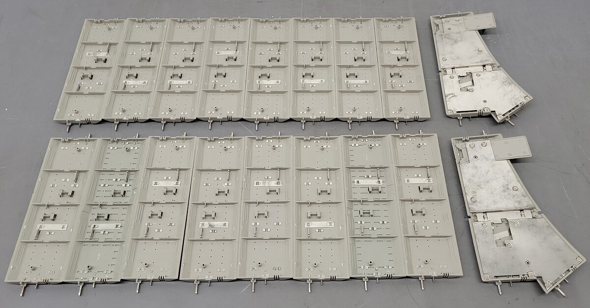 Lionel O Gauge Fastrack Straight Tracks & Right Hand Switch Turnouts (18)