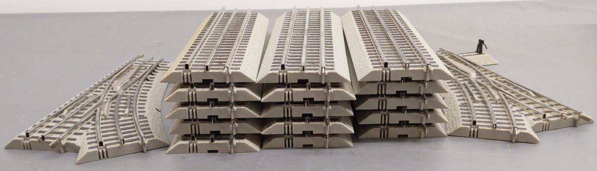Lionel O Gauge Fastrack Straight Tracks & Right/Left Hand Switch Turnouts [17]