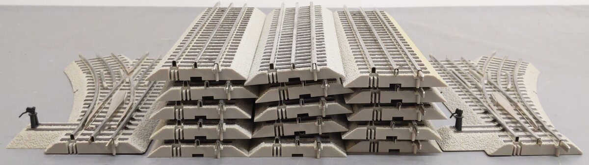 Lionel O Gauge Fastrack Straight Tracks & Right/Left Hand Switch Turnouts [17]