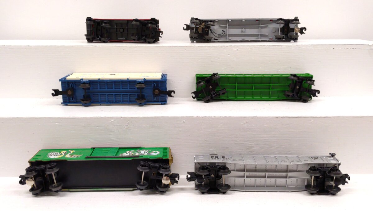 Lionel O Gauge Assorted Freight Cars [6] EX