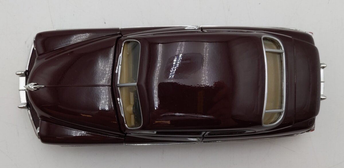 Hawk Lloyd 1:24 Scale 1949 Ford Mercury Maroon EX