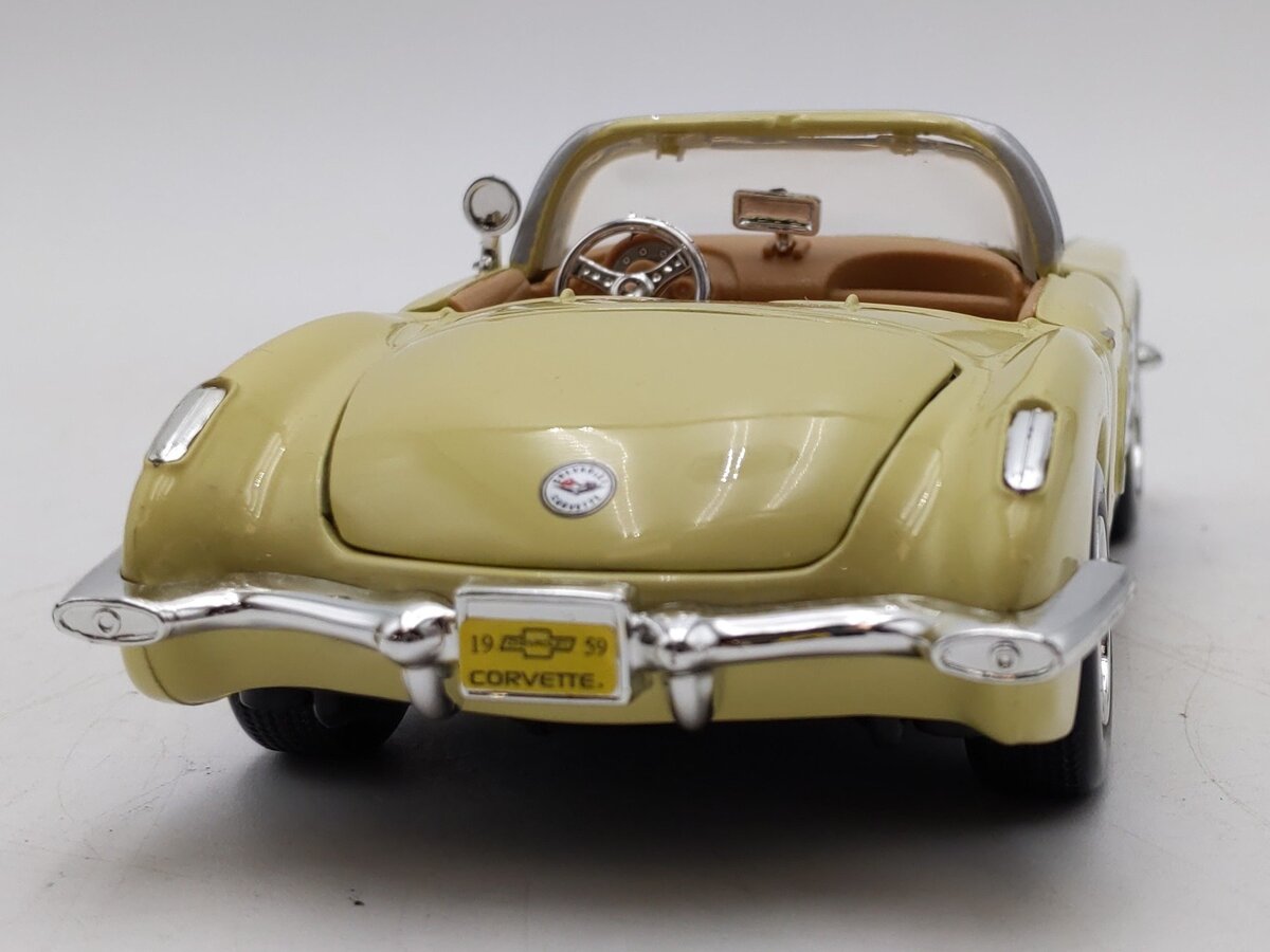 Motor Max 73218 1:24 Scale 1959 Corvette EX