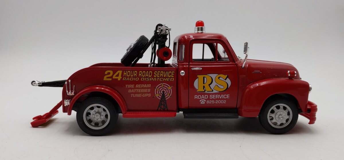 Welly Diecast 22086 1:24 Scale 1953 Chevy Tow Truck (Red) EX