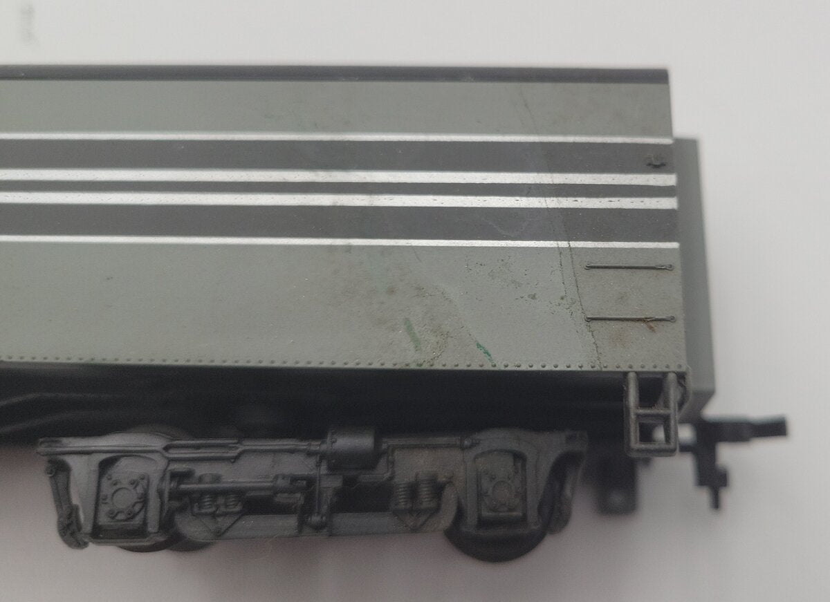AHM & Rivarossi HO Scale Assorted Passenger Cars [5] EX/Box