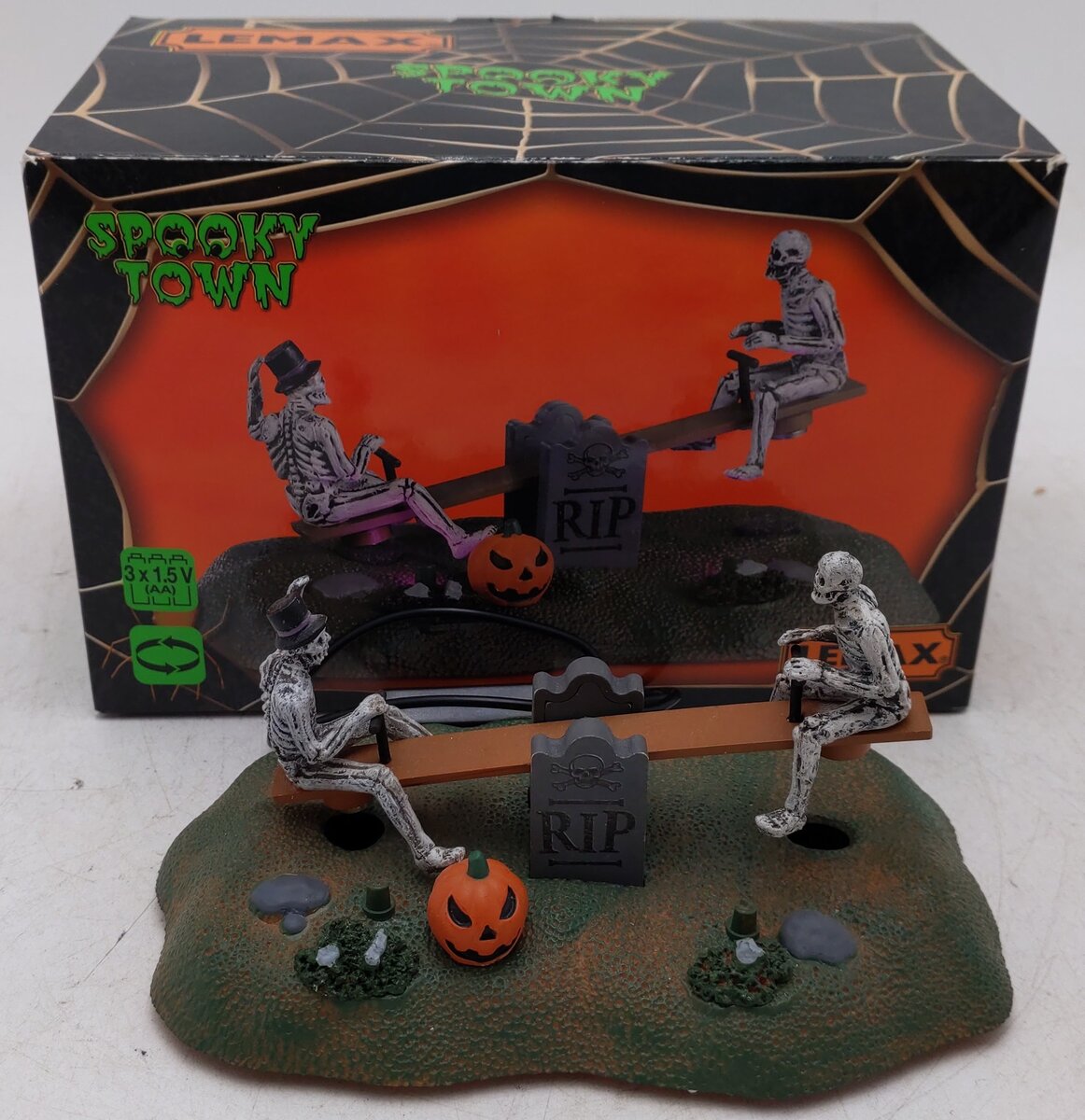 Lemax 24932 Spooky Town Ceramic Village Tombstone See-Saw EX/Box