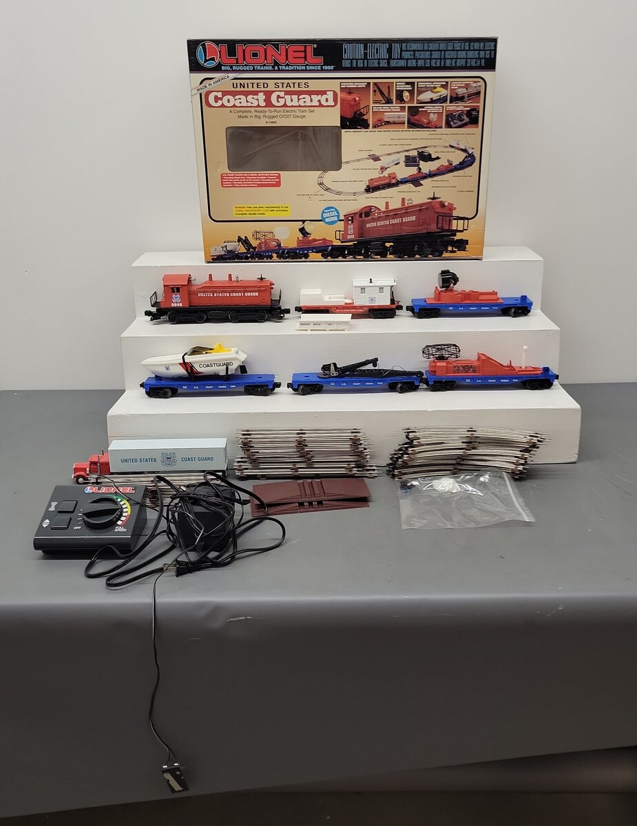 Lionel 6-11905 O Gauge U.S. Coast Guard Diesel Train Set EX/Box