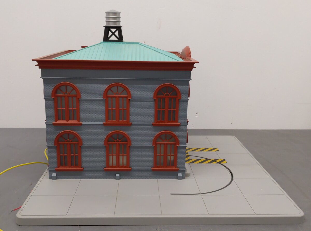 MTH 30-9159 O Operating Firehouse (Fire Company 219) VG/Box