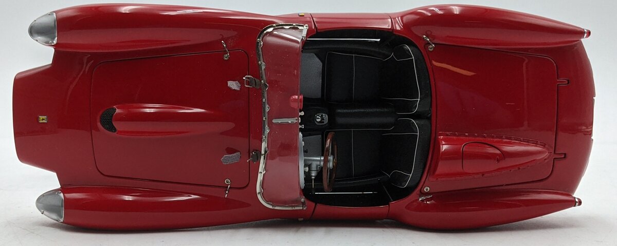 CMC 081 1:18 Scale Diecast Red Ferrari 250 Testa Rossa 1957 Pontoon Fender NIB