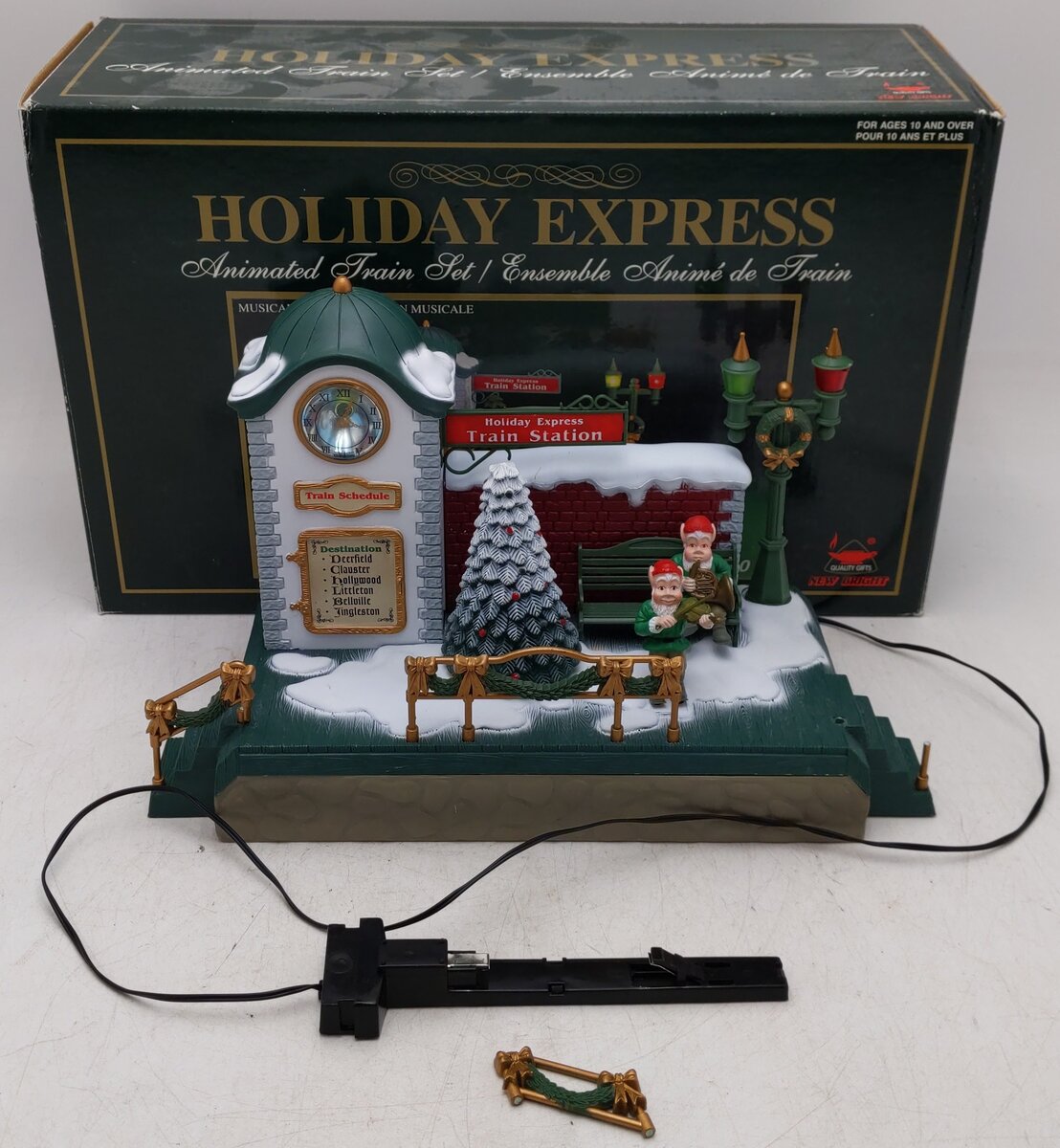 New Bright 384-10 G Scale Musical Holiday Express Train Station VG/Box