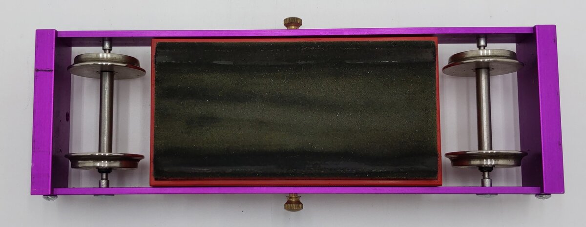 Overhead Railways G Scale "G Clean" Track Cleaning Car EX
