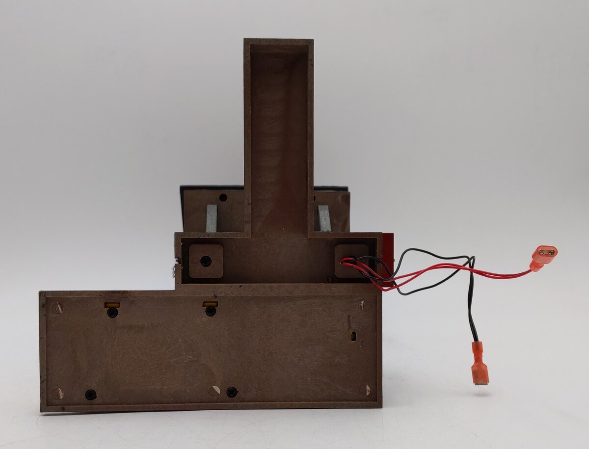 Aristo-Craft ART-7109 G Scale Elevated Switch Tower EX/Box