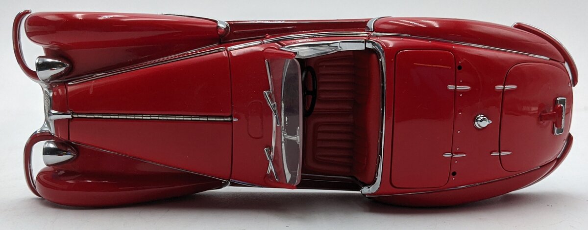 Franklin Mint 1937 1:24 Scale Diecast Alfa Romeo 2900B Convertible VG/Box