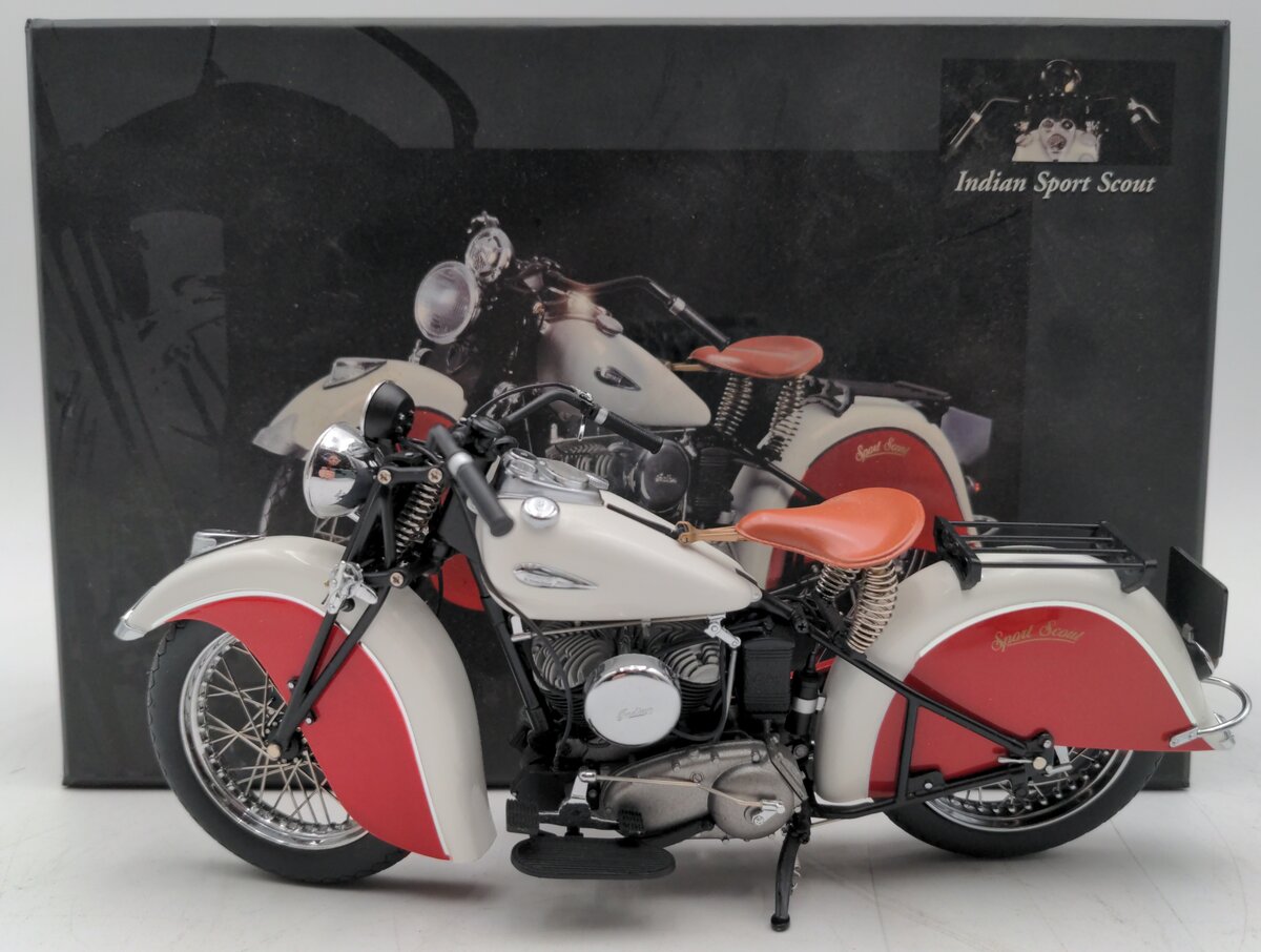 Minichamps 1:12 1940 Indian Sport Scout Red/White EX/Box