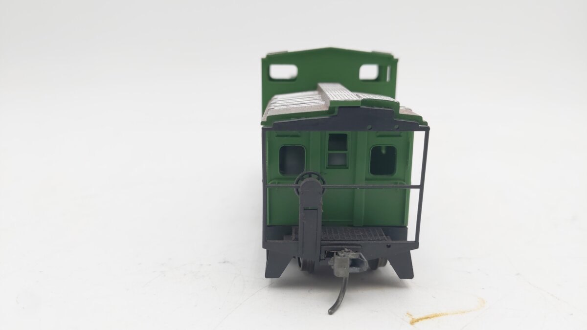 Walthers 931-501 HO Scale Burlington Northern Caboose #11445 EX