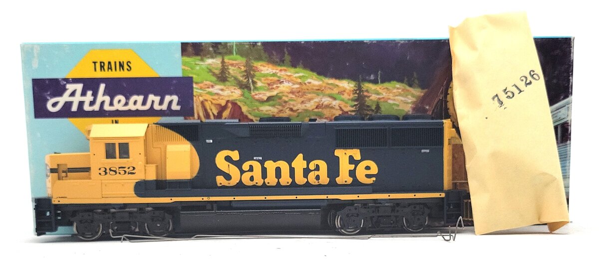 Athearn 4583 HO Scale Santa Fe Powered GP50 Diesel Locomotive #3852 EX/Box