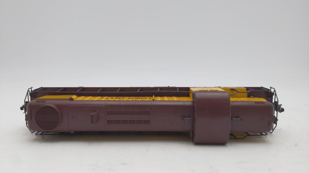 Atlas 8150 HO Scale Lehigh Valley RS-3 Diesel Locomotive #216 EX/Box