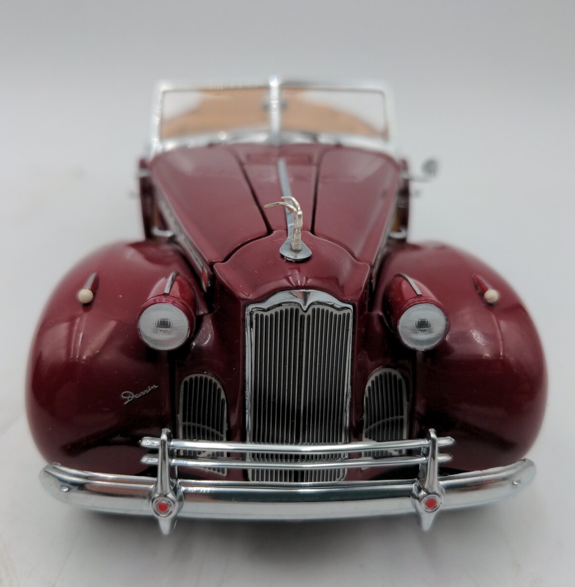 Franklin Mint 1:24 1940 Packard Victoria VG/Box