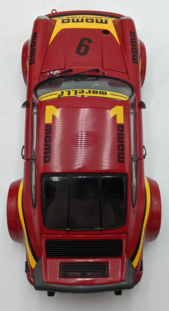 Exoto 19095 1:18 Scale Diecast 1977 Momo Porsche 934 RSR NIB