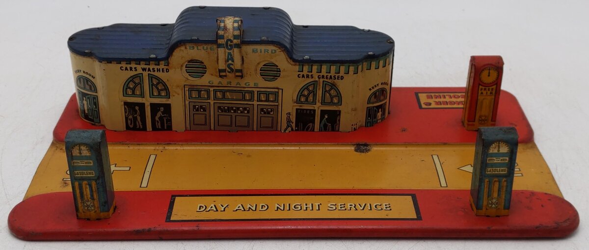 Marx Vintage O Gauge Day & Night Service Station Layout Building