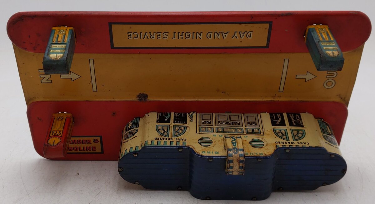 Marx Vintage O Gauge Day & Night Service Station Layout Building