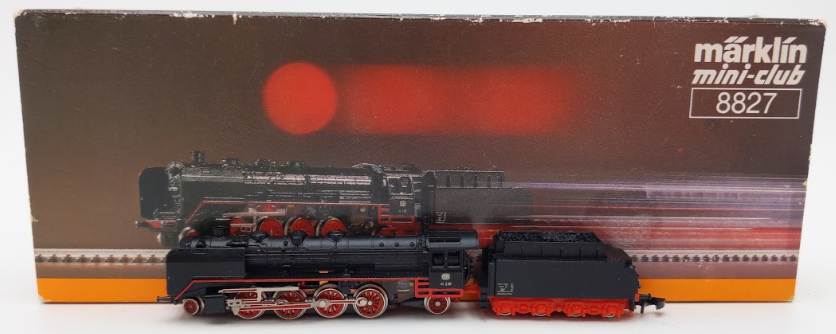 Marklin 8827 Z Scale DB Railways Class 41 220 2-8-2 Steam Locomotive & Tender EX/Box