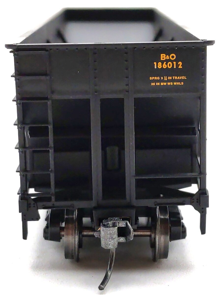 Bowser 40693 HO Scale Chessie/B&O 100T Hopper Car #186012 LN/Box