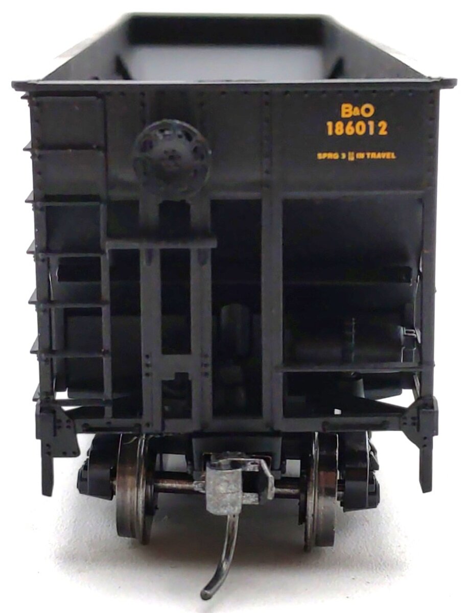 Bowser 40693 HO Scale Chessie/B&O 100T Hopper Car #186012 LN/Box