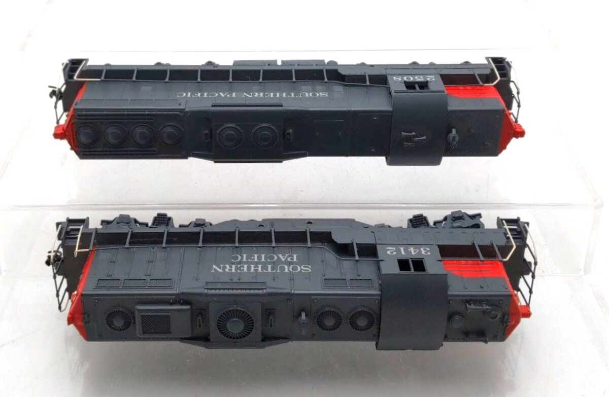 Athearn HO Scale Southern Pacific Diesel Locomotives [2] VG