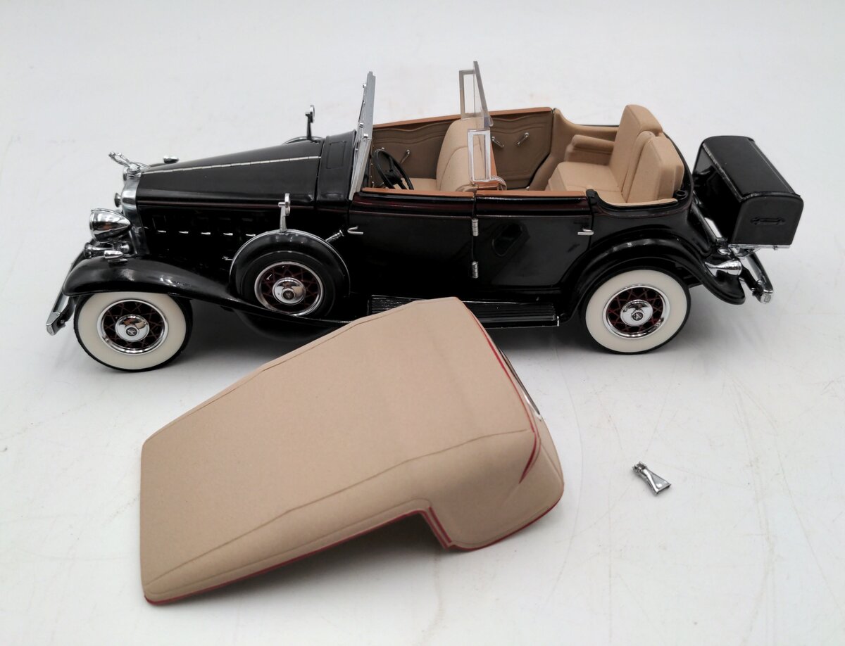 Franklin Mint B11A182 1:24 Diecast Elliot Ness 1932 Cadillac V-16 Phaeton VG