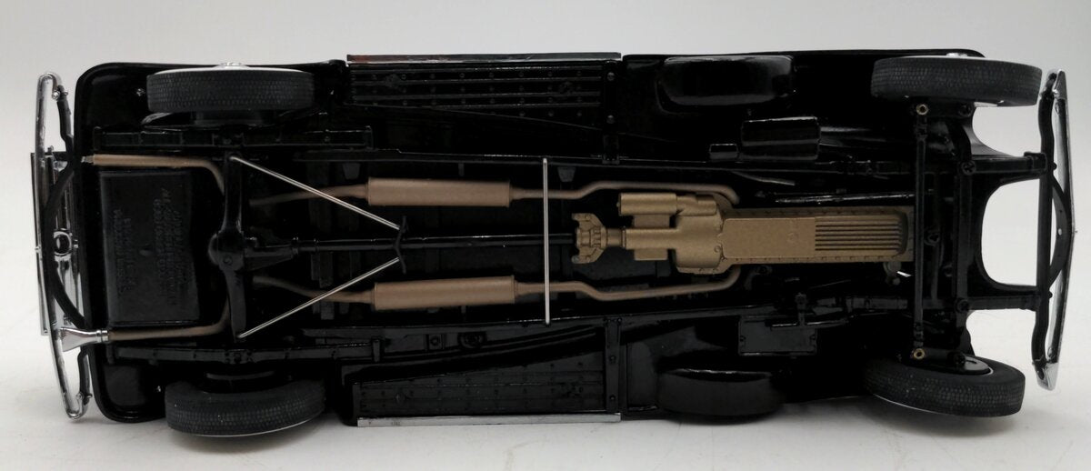 Franklin Mint B11A182 1:24 Diecast Elliot Ness 1932 Cadillac V-16 Phaeton VG