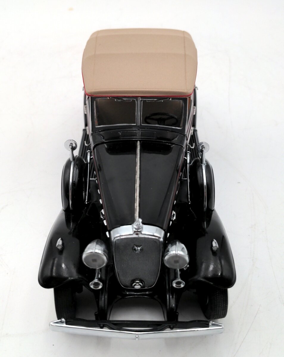 Franklin Mint B11A182 1:24 Diecast Elliot Ness 1932 Cadillac V-16 Phaeton VG