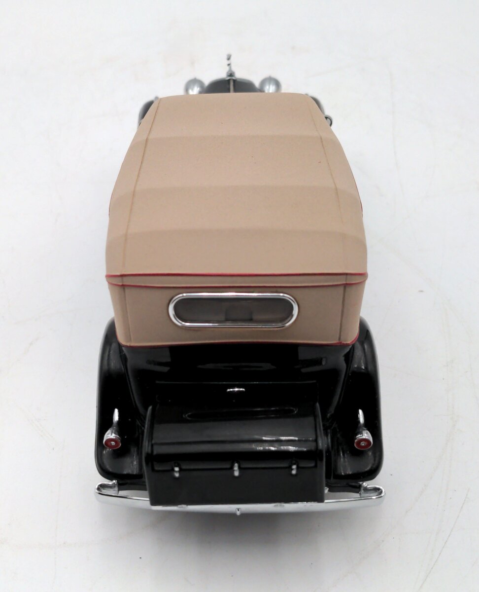 Franklin Mint B11A182 1:24 Diecast Elliot Ness 1932 Cadillac V-16 Phaeton VG