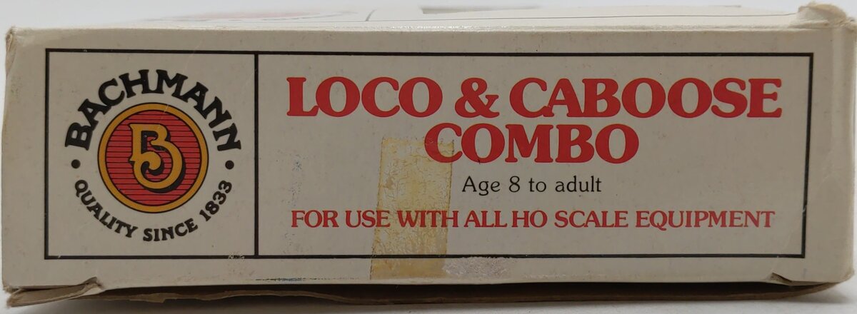 Bachmann HO Scale Southern Pacific Diesel Locomotive & Caboose #7030 & #1054 LN/Box