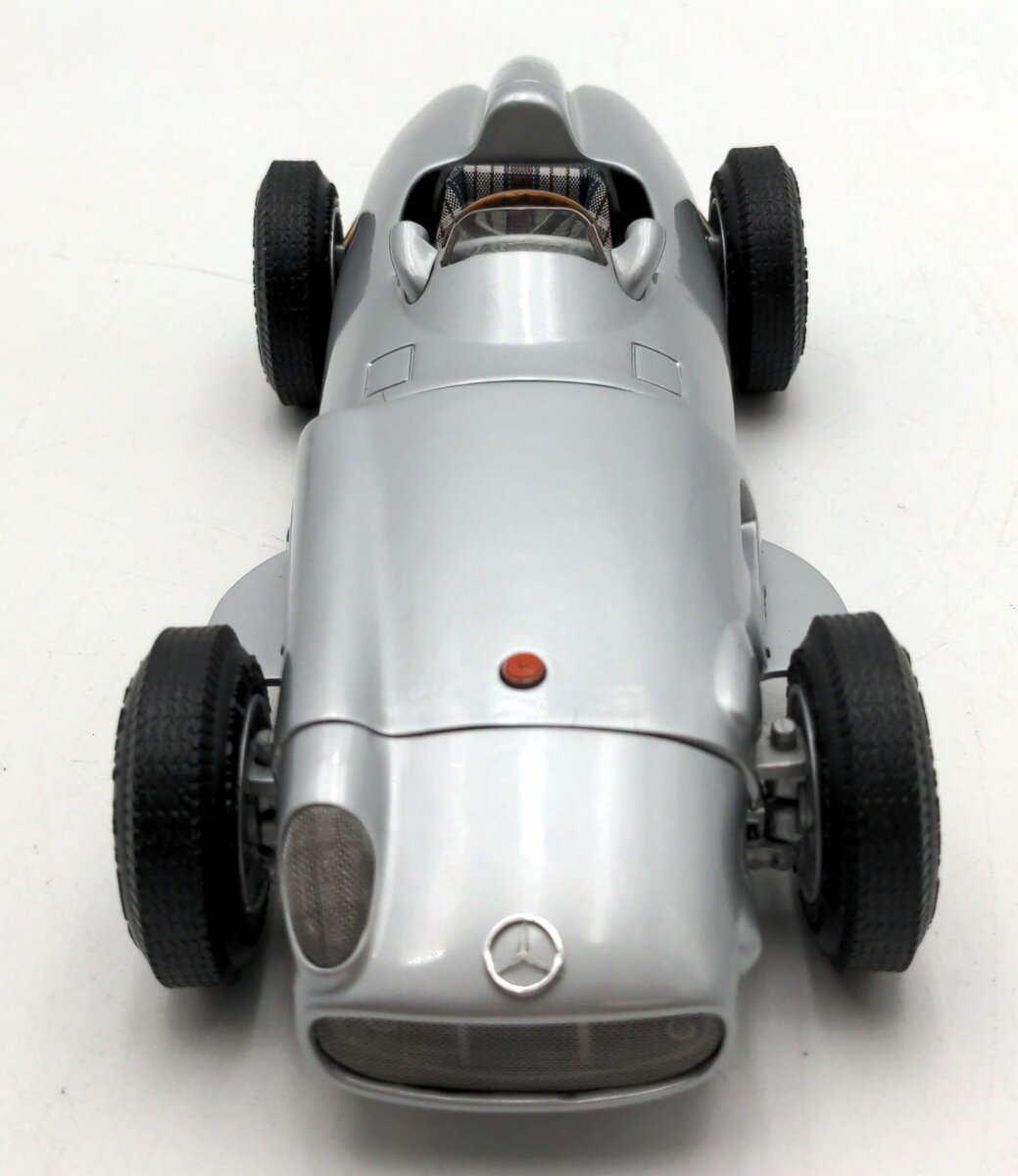 CMC M-006 1:18 Scale Mercedes Benz W196 Silberpfeil Monoposto Diecast Model LN/Box