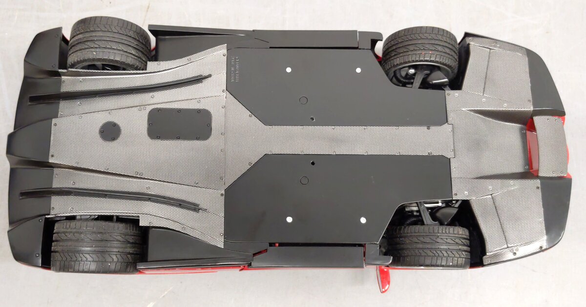 Tamiya 23205 1:12 Scale Enzo Ferrari VG/Box