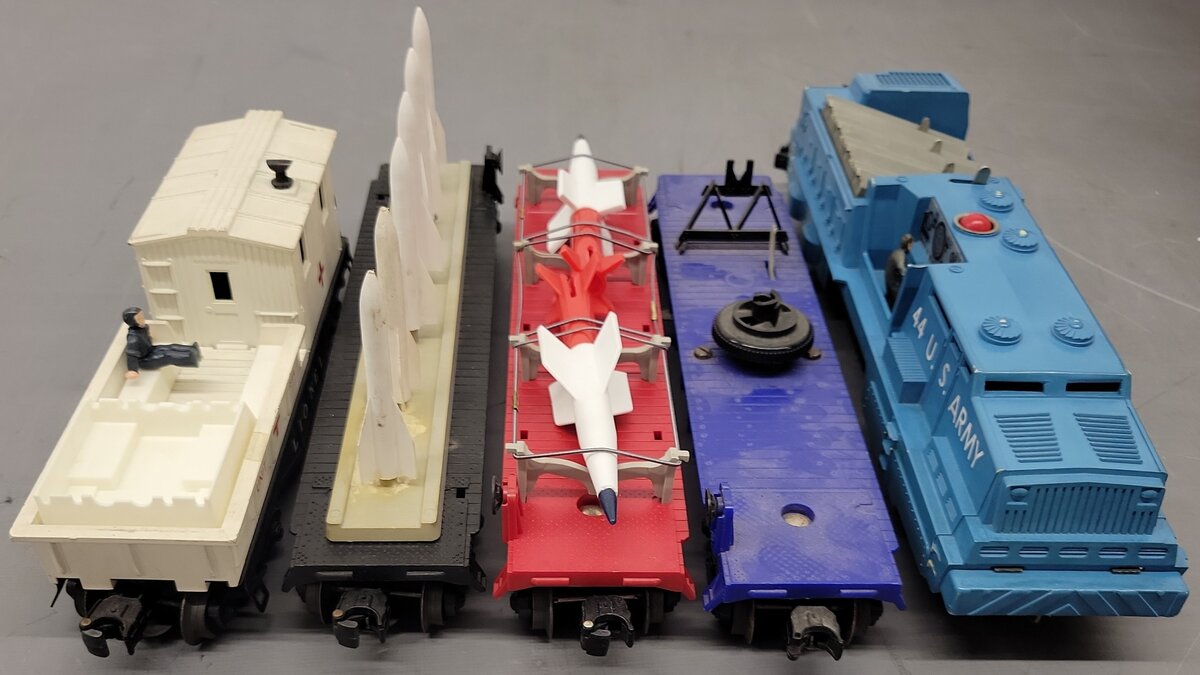 Lionel 2527 Vintage O Missile Launcher Train Set VG