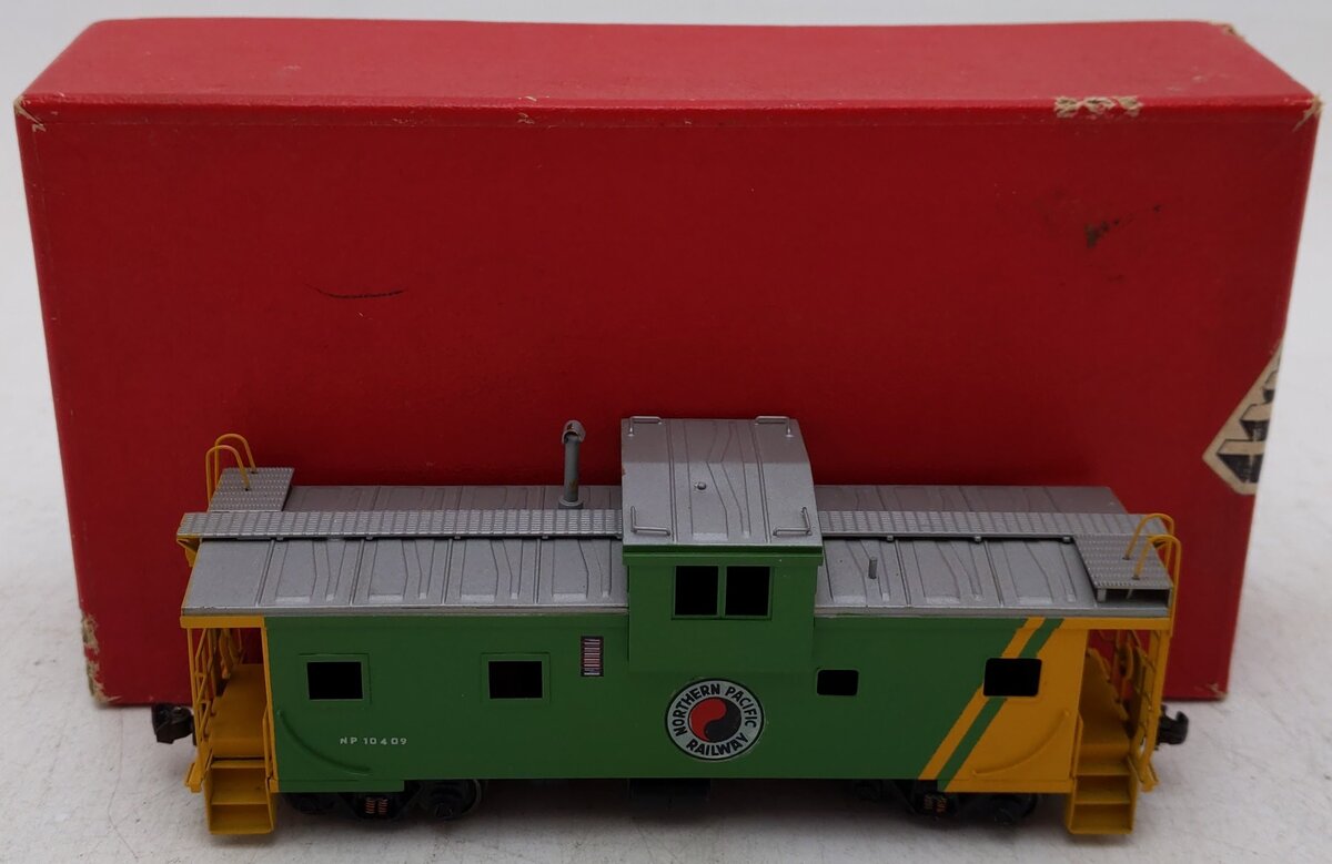 LMB HO Scale BRASS Custom Painted Northern Pacific Caboose Freight Car #10409/Box
