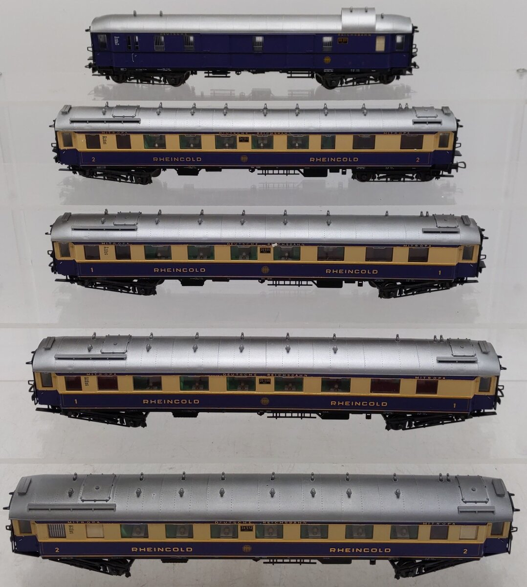 Liliput 820 HO Rheincold 5-Car Passenger Car Set EX/Box