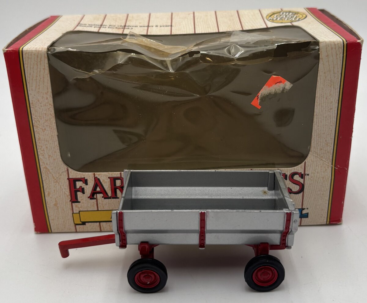 Ertl 2845 1:43 Farm Classics Flare Box Wagon EX/Box