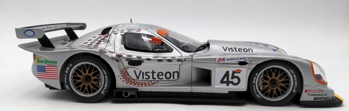 AutoArt 1:18 Scale Diecast Panoz GTR-1 VG
