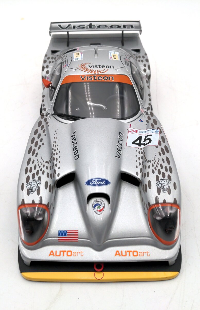 AutoArt 1:18 Scale Diecast Panoz GTR-1 VG