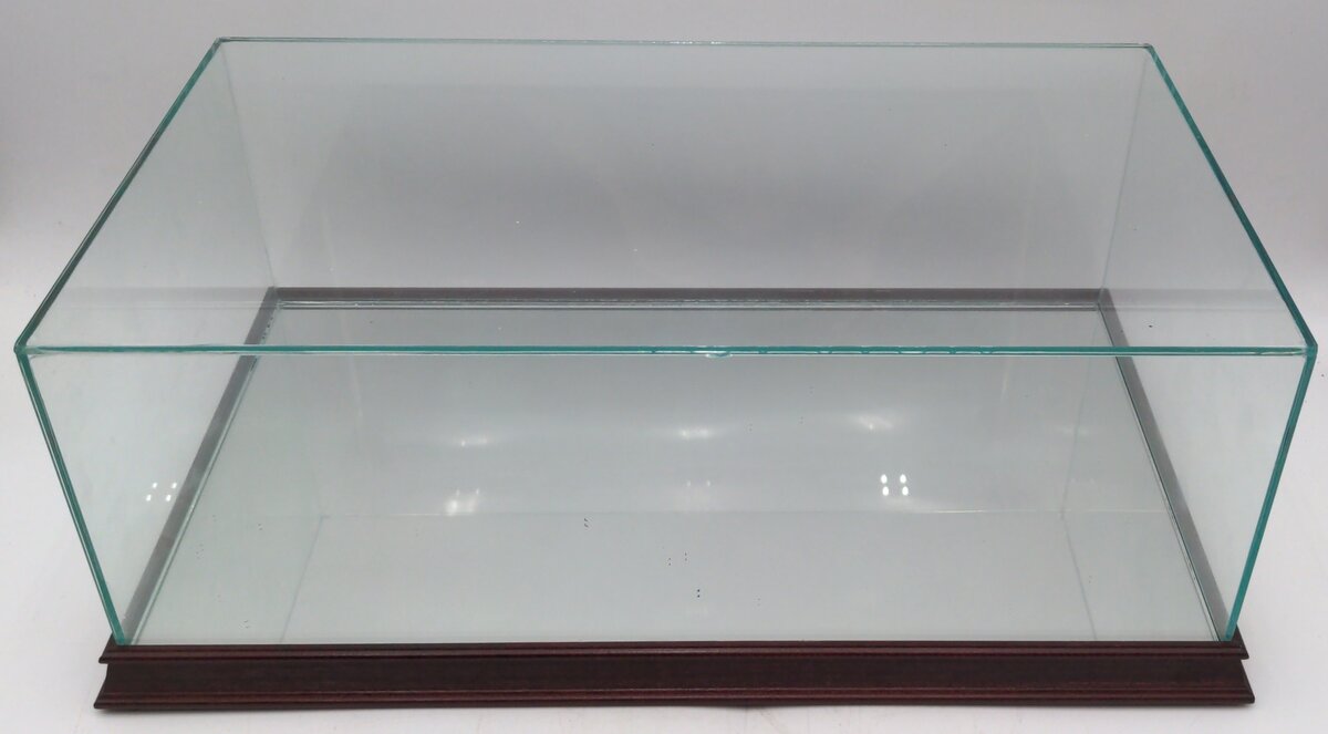 Wooden Glass Case W/ Mirror VG