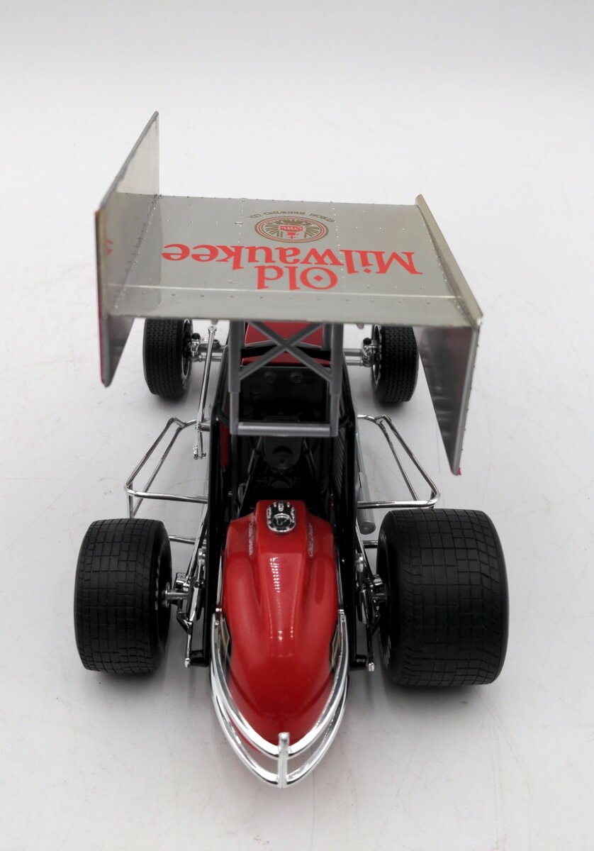 GMP 1:18 Scale Diecast Sammy Swindell 1995 Old Milwaukee Sprint Car LN