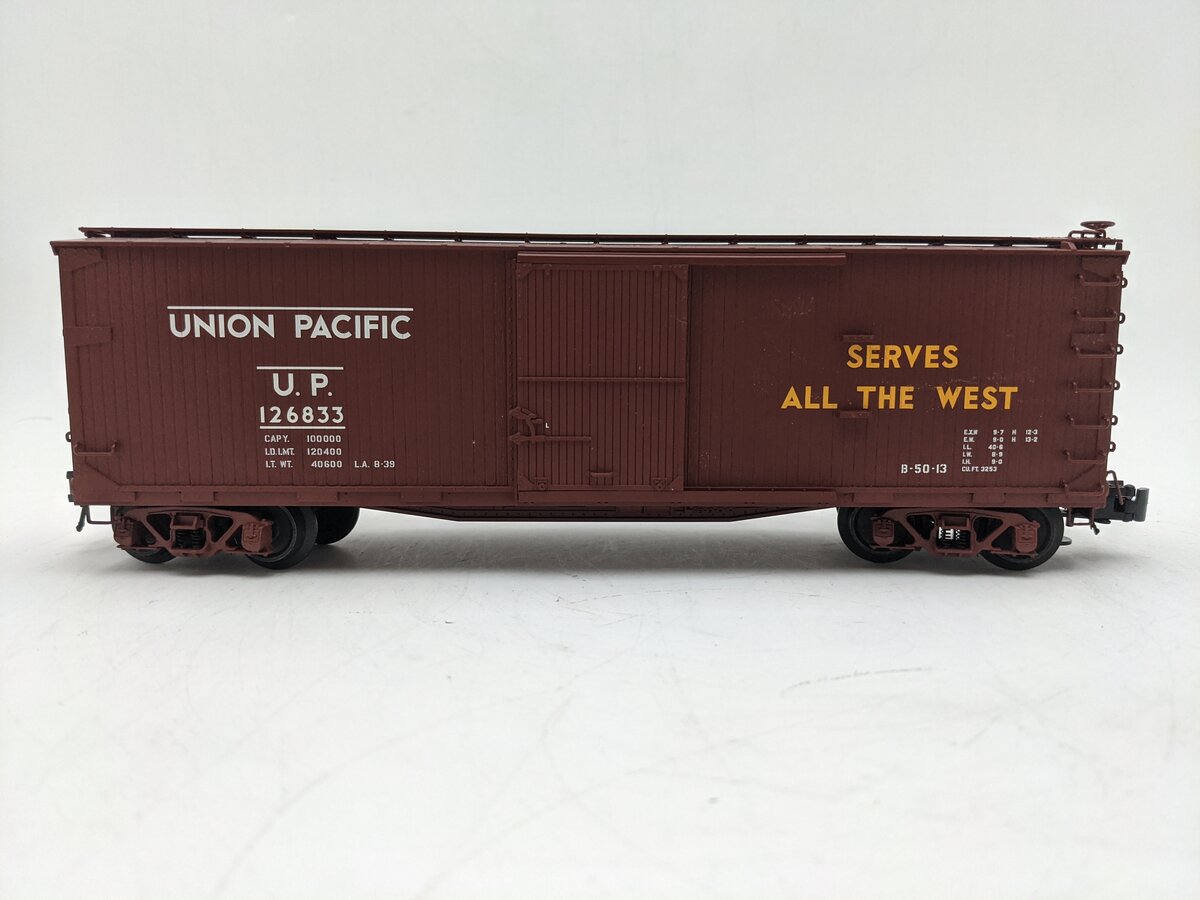 Atlas 151-8319 O Union Pacific USRA 40' Wood Boxcar #126833 (3 Rail) EX