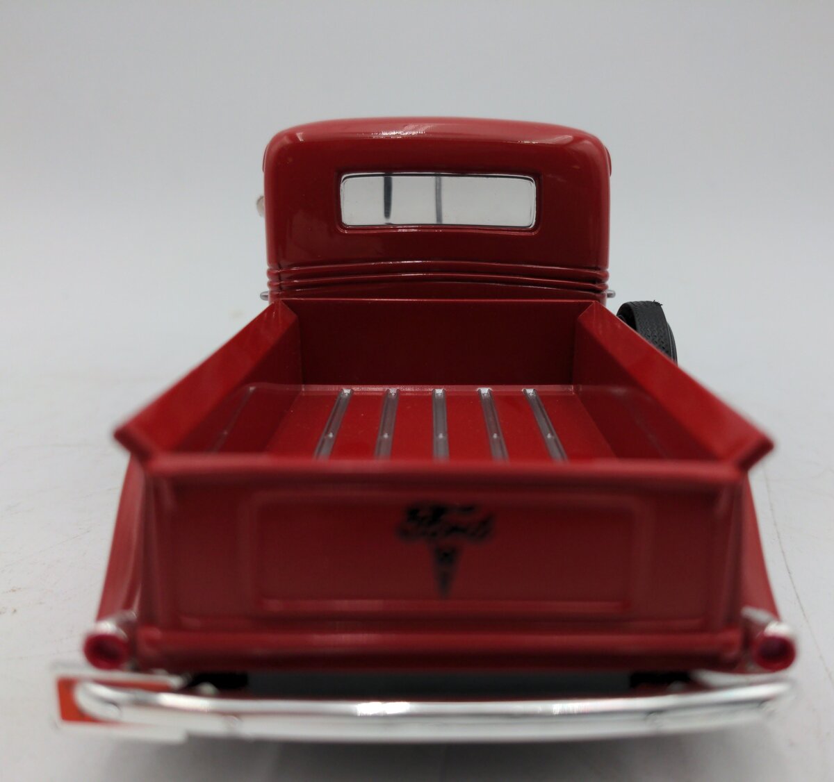 Diecast Precision Model 68061 1:24 Scale 1937 Ford Pick-Up EX